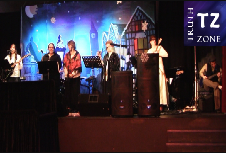 Thumbnail image for Christmas Story Village Music Night V2
