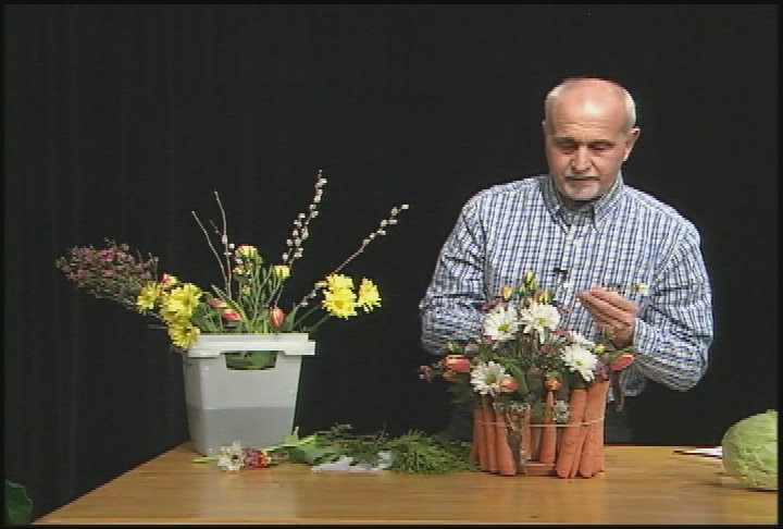 Thumbnail image for Sonny's Flowers: In and Out