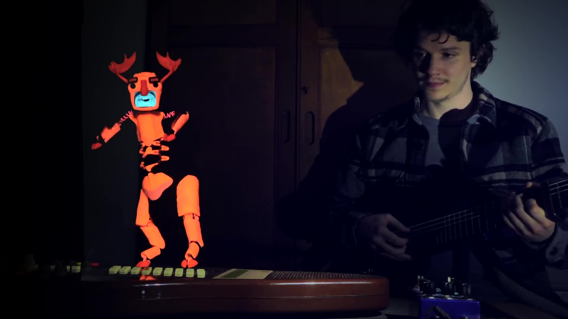 Thumbnail image for My most EXPRESSIVE puppet yet